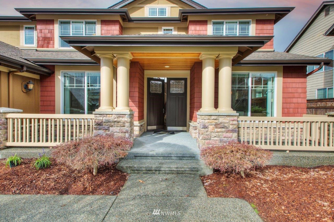 123 Ilwaco Place Southeast Renton, WA 98059 - Photo 2 of 33