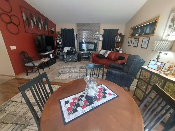 $319,900 | 2084 Sandstone Loop North, Sartell, MN 56377