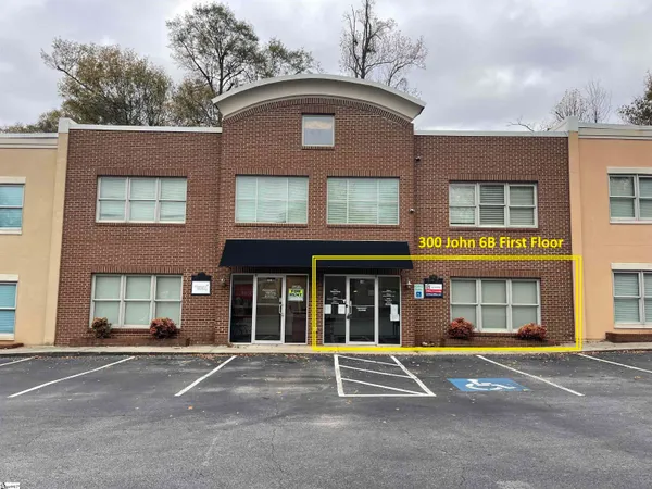 $1,400 | 300 John Street, Greer, SC 29651