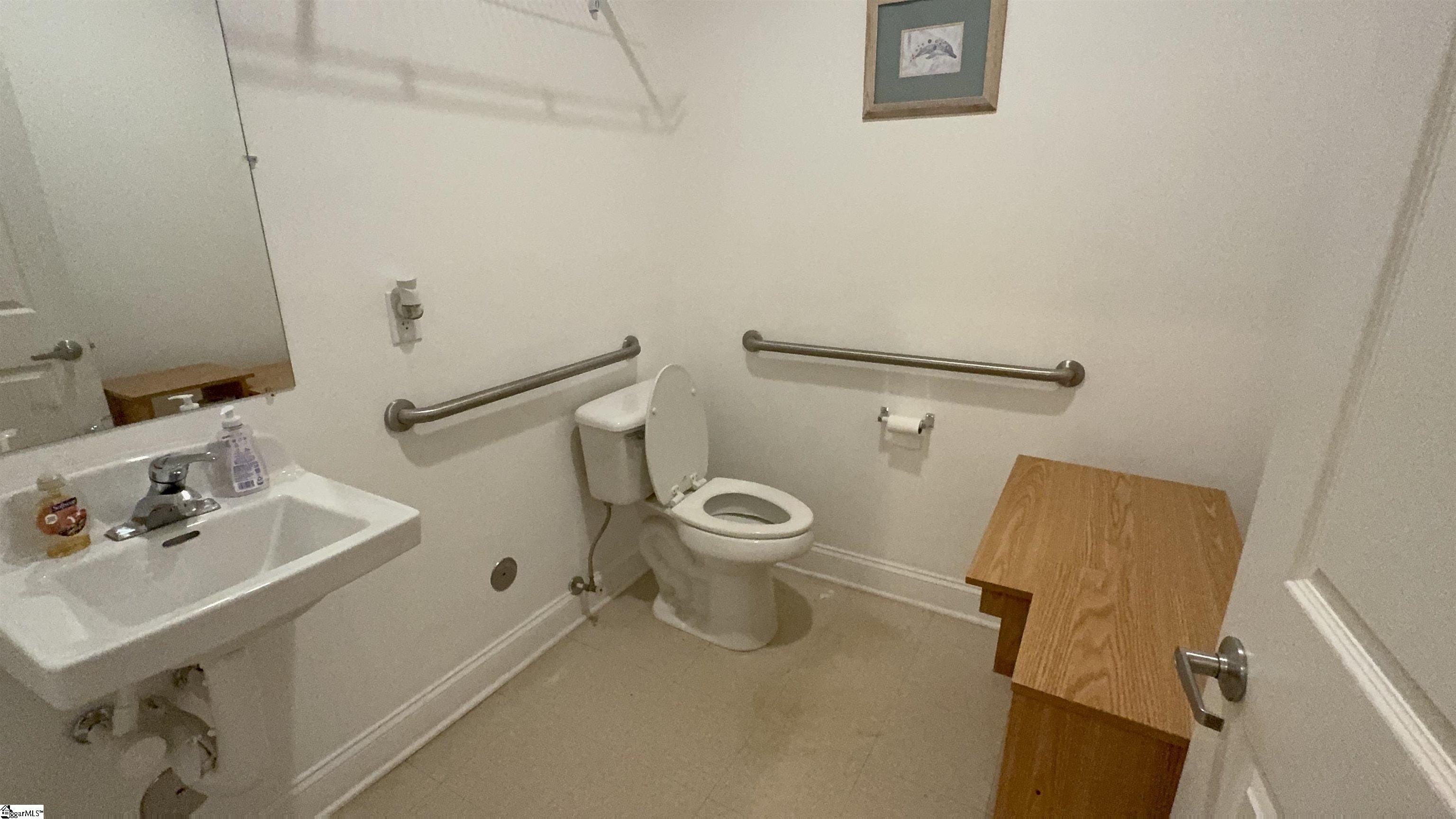 300 John Street Greer, SC 29651 - Photo 10 of 20