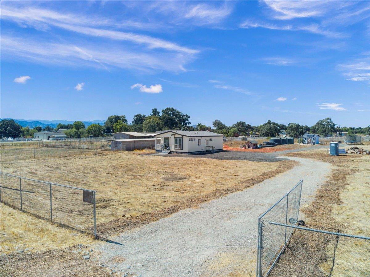 2055 Rucker Avenue Gilroy, CA 95020 - Photo 26 of 29