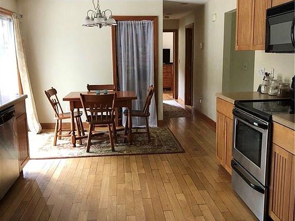 379 Hog House Hill Road Exeter, RI 02892 - Photo 3 of 8