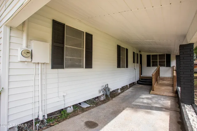 $1,450 | 408 Martin Luther King Jr Drive, Lafayette, LA 70501