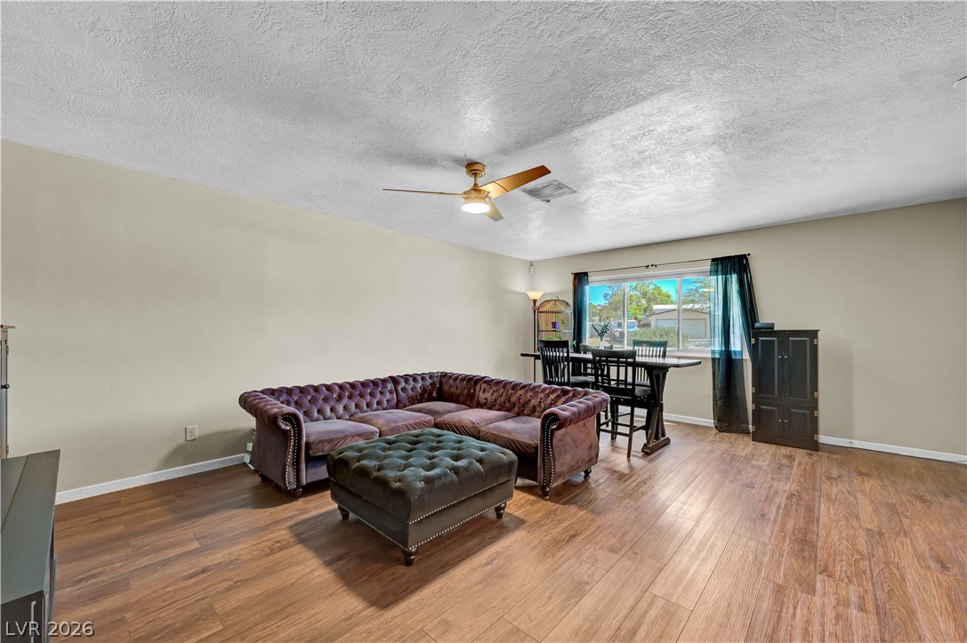 1102 Arapaho Way Boulder City, NV 89005 - Photo 4 of 50
