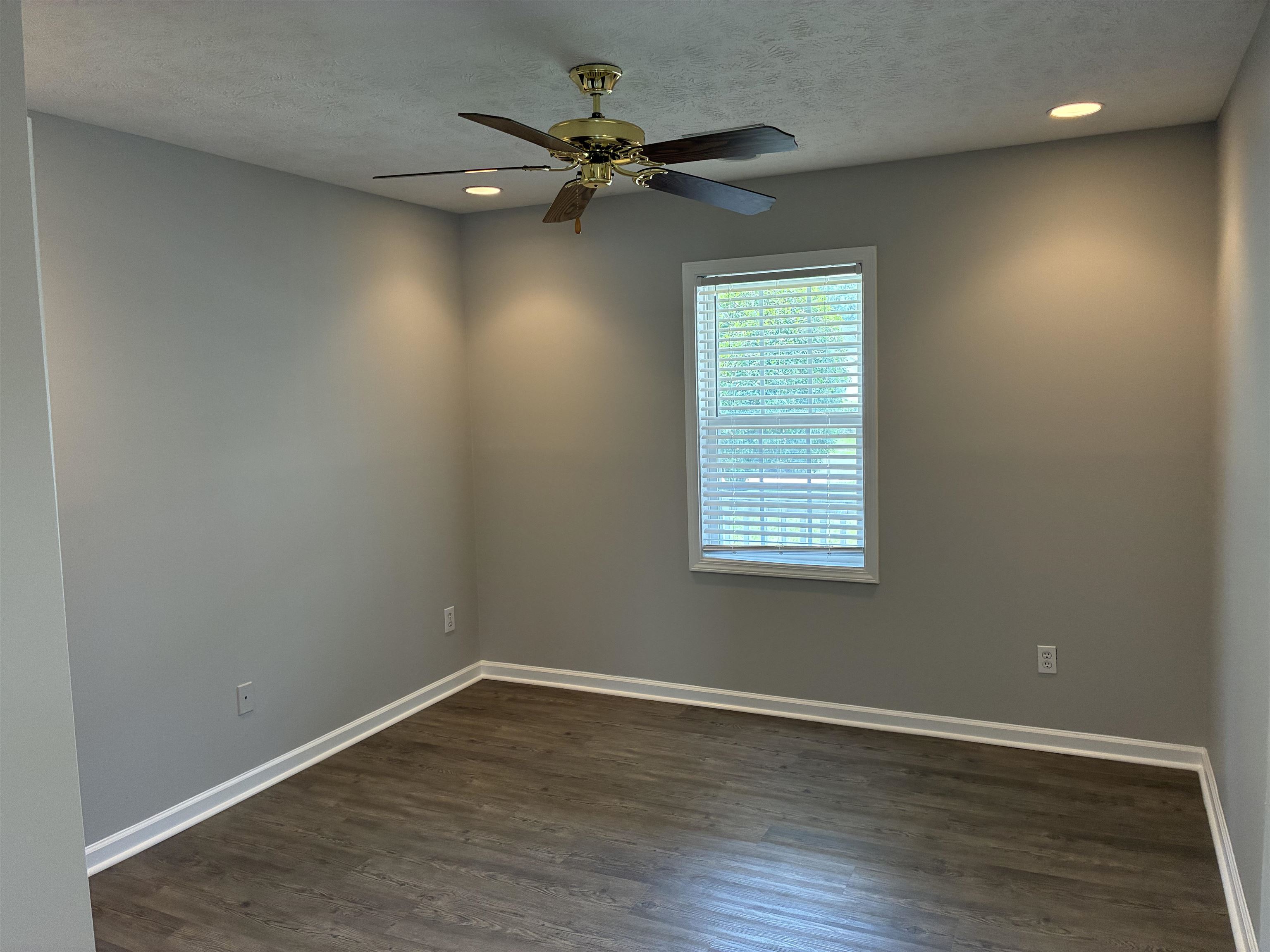 9565 Sullivan Drive Murrells Inlet, SC 29576 - Photo 12 of 28