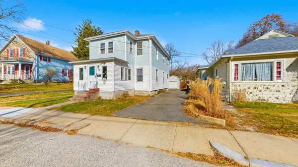 $485,000 | 10 Huntington Avenue, Blackstone, MA 01504