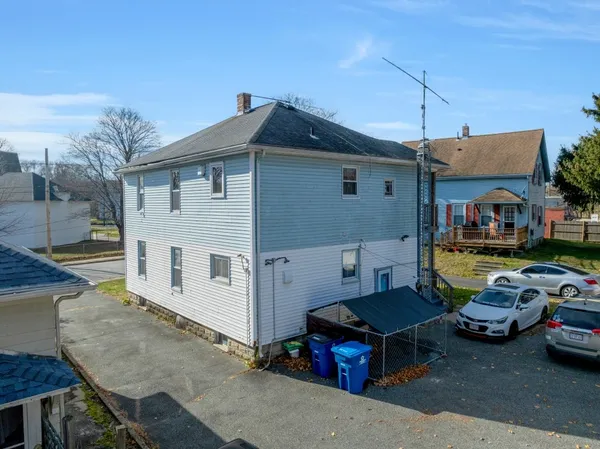 $485,000 | 10 Huntington Avenue, Blackstone, MA 01504