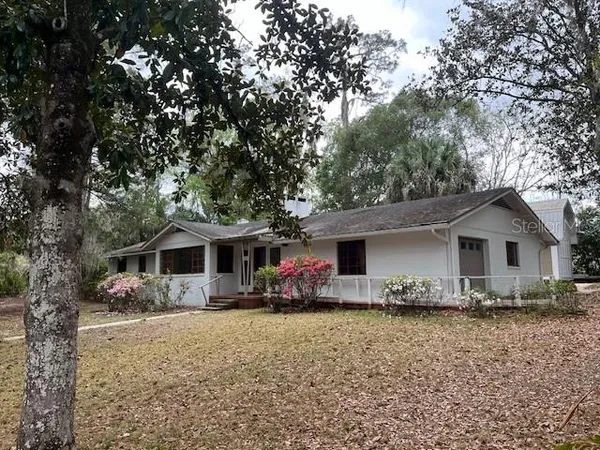 $2,795 | 2049 Northwest 9th Avenue, Gainesville, FL 32603