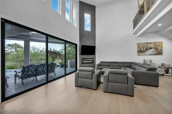 $3,699,999 | 2058 Troon Drive, Henderson, NV 89074