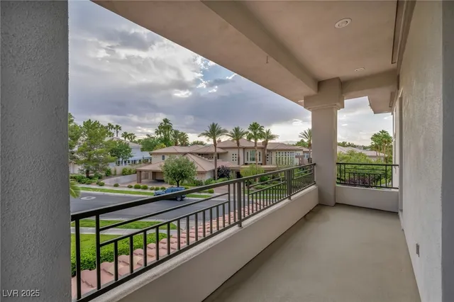 $3,800,000 | 2058 Troon Drive, Henderson, NV 89074