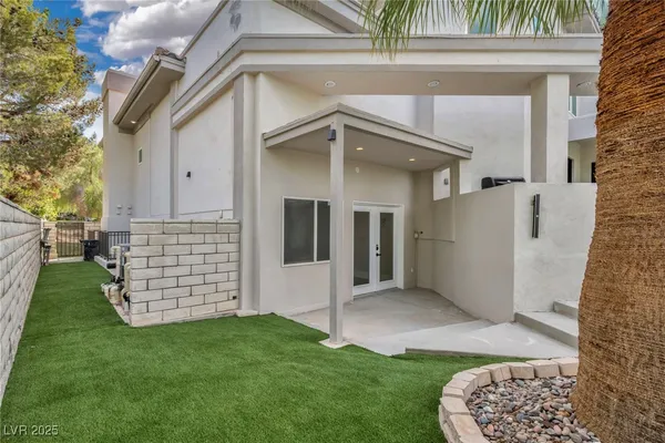 $3,699,999 | 2058 Troon Drive, Henderson, NV 89074