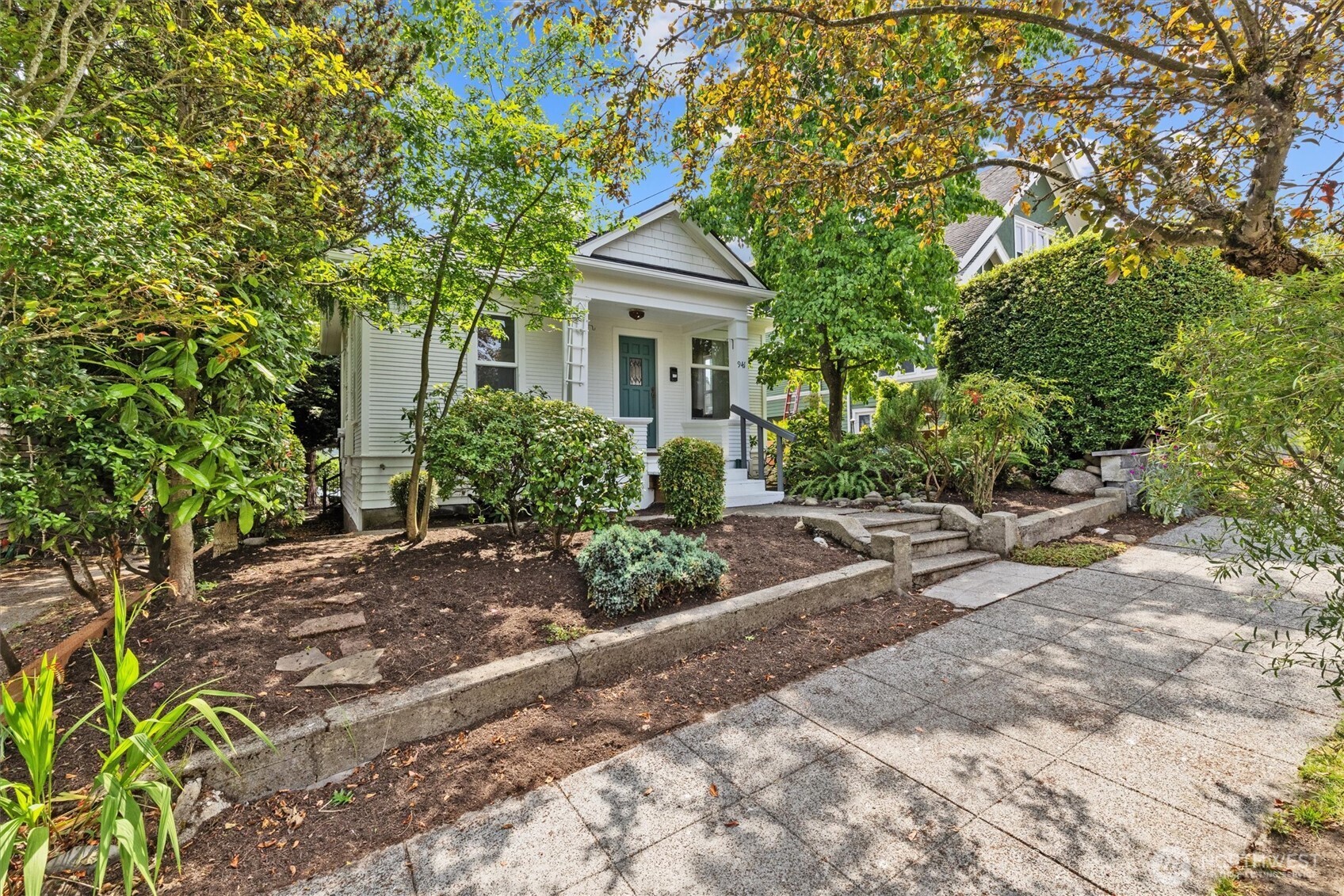 941 North 78th Street Seattle, WA 98103 - Photo 1 of 40 Gallery Image 1