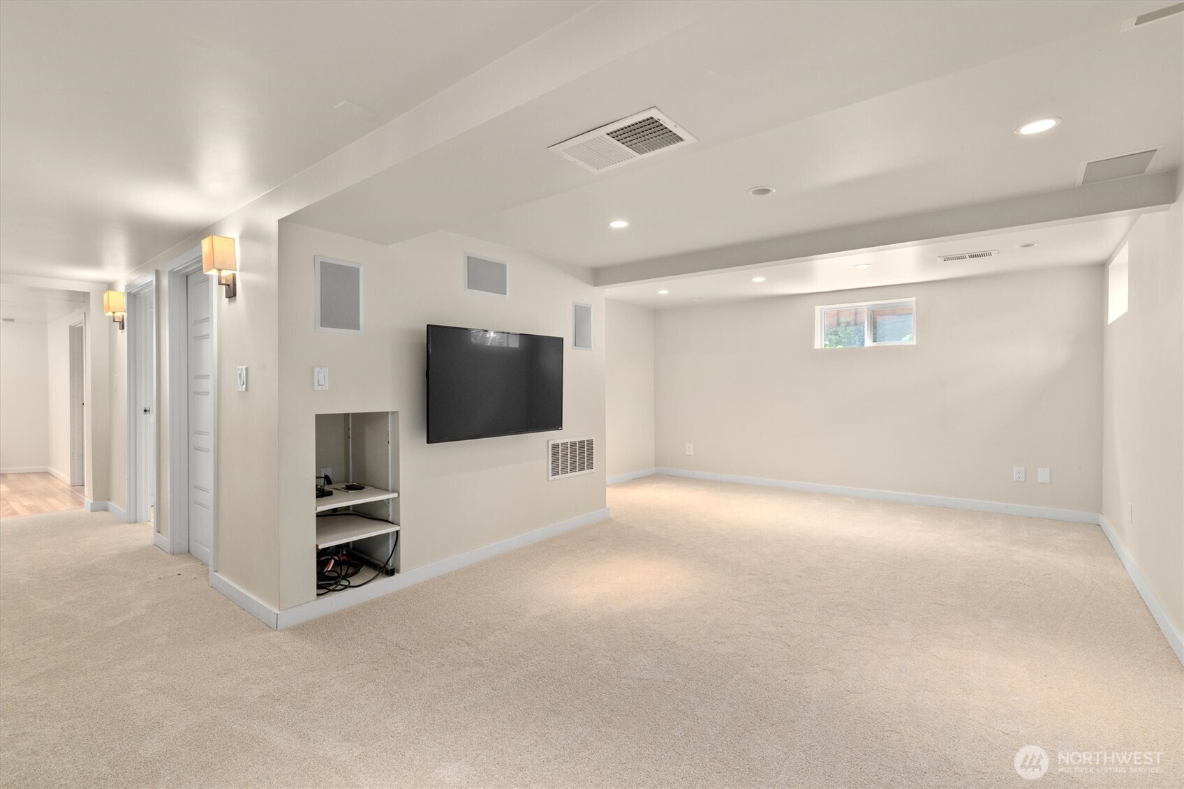 941 North 78th Street Seattle, WA 98103 - Photo 26 of 40 Gallery Image 26