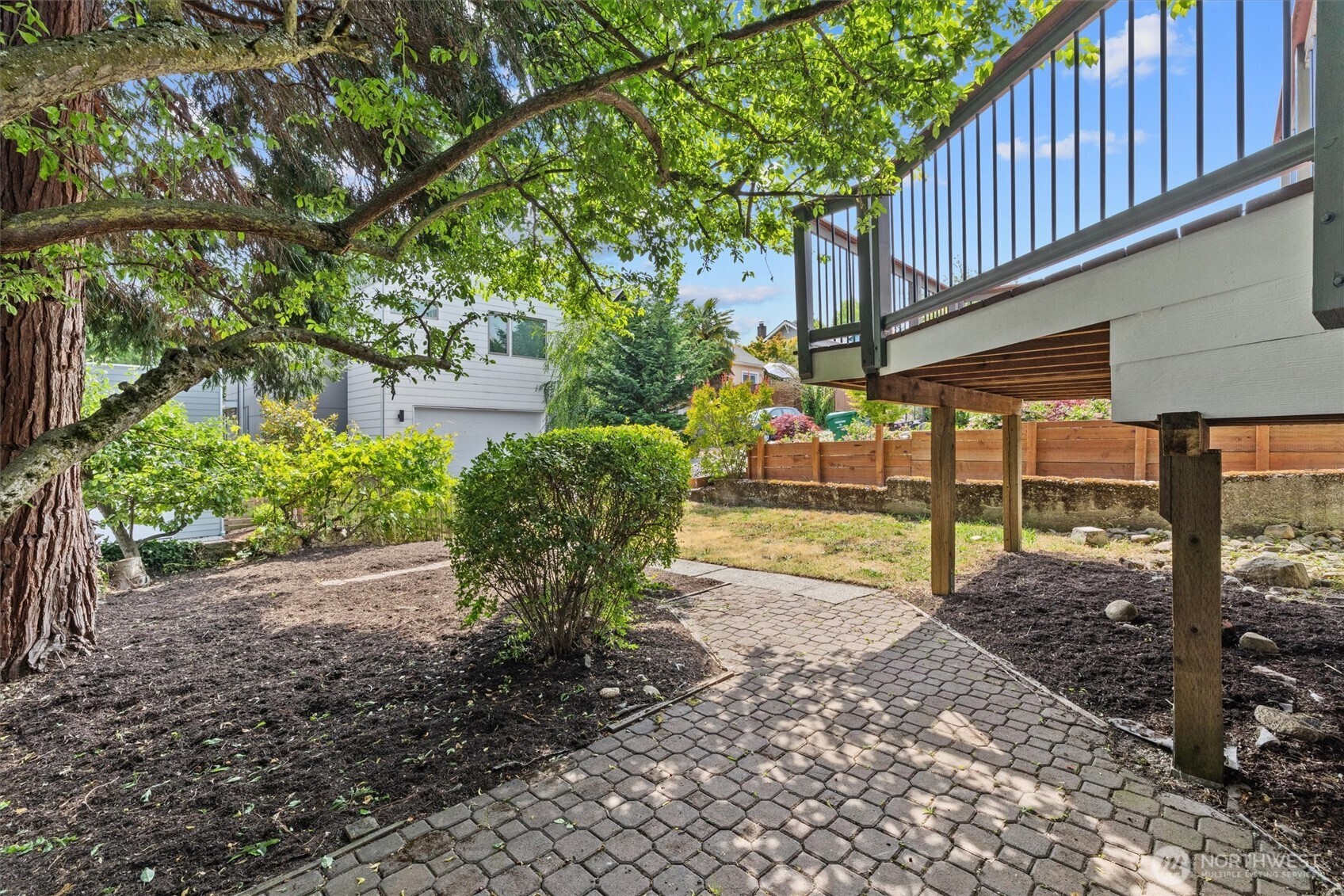941 North 78th Street Seattle, WA 98103 - Photo 35 of 40 Gallery Image 35