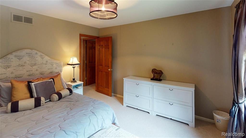 1343 Kingspath Drive Rochester Hills, MI 48306 - Photo 30 of 44
