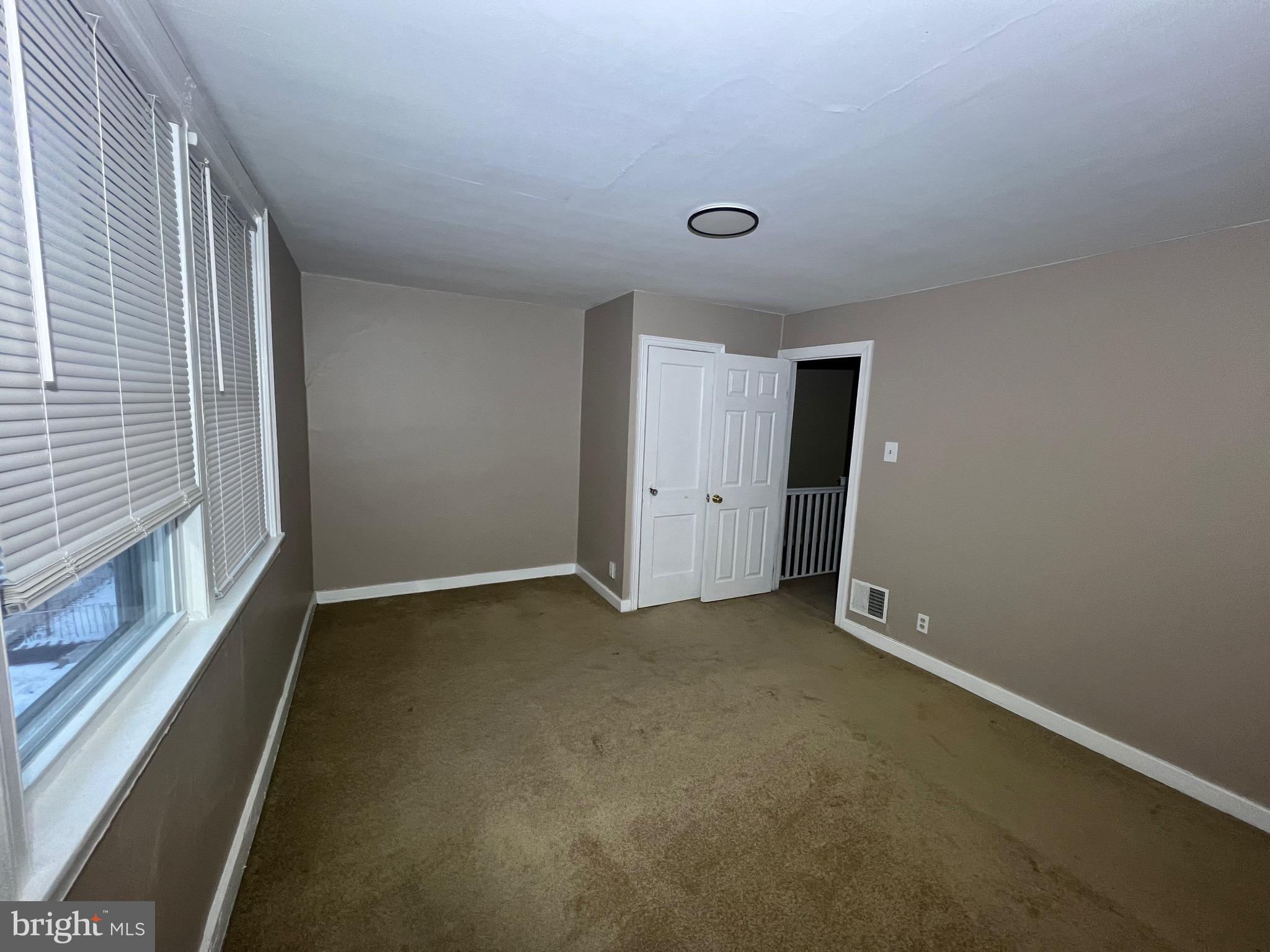 4300 Oakmont Street Philadelphia, PA 19136 - Photo 5 of 19