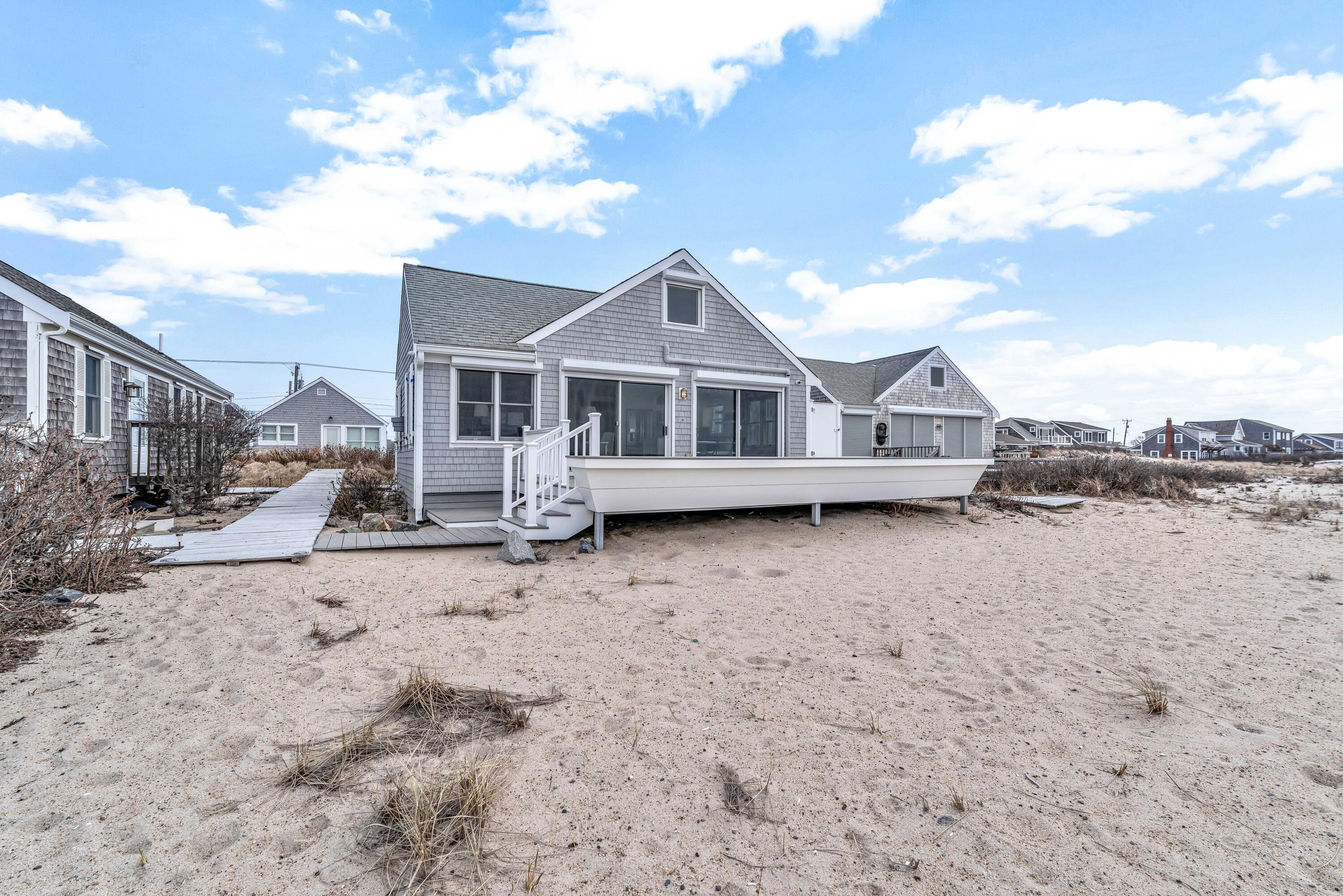 596 Shore Road, Unit 2 Truro, MA 02666 - Photo 9 of 48 04-IMGP7204