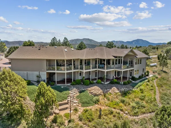 $1,250,000 | 2201 North Whitney Road, Pocatello, ID 83204