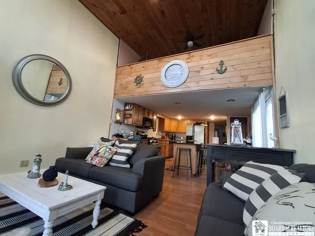 $289,000 | 265 East Terrace Avenue, Busti, NY 14750