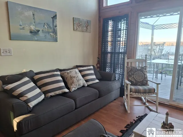 $289,000 | 265 East Terrace Avenue, Busti, NY 14750