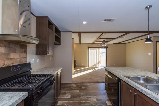 $99,900 | 108 North Canadian Street, Wheeler, TX 79096