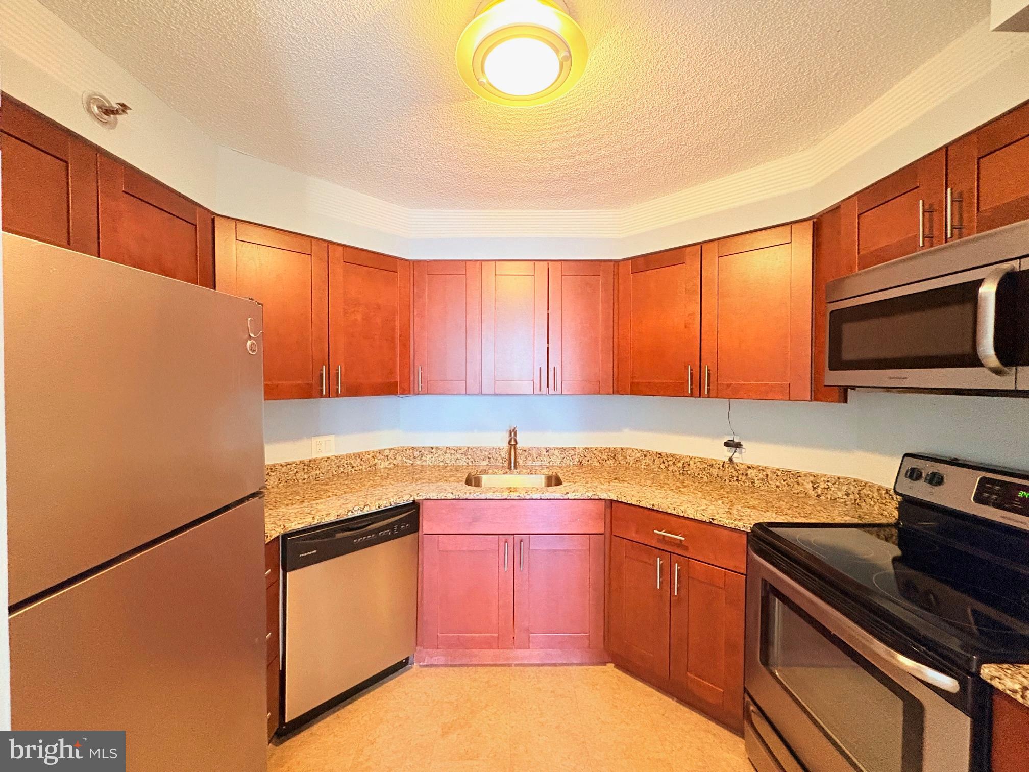 2020 Walnut Street, Unit 6C Philadelphia, PA 19103 - Photo 5 of 29 kitchen