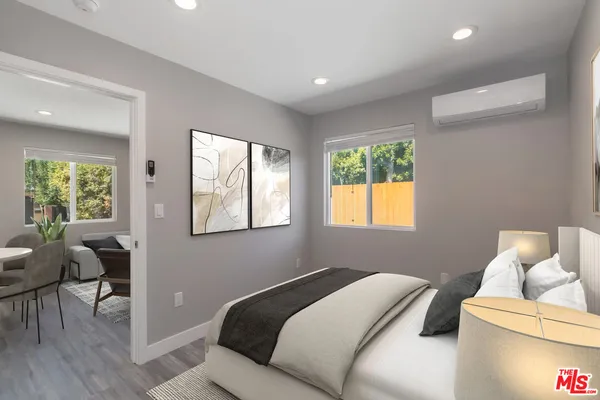 $4,950 | 5634 Mason Avenue, Woodland Hills, CA 91367