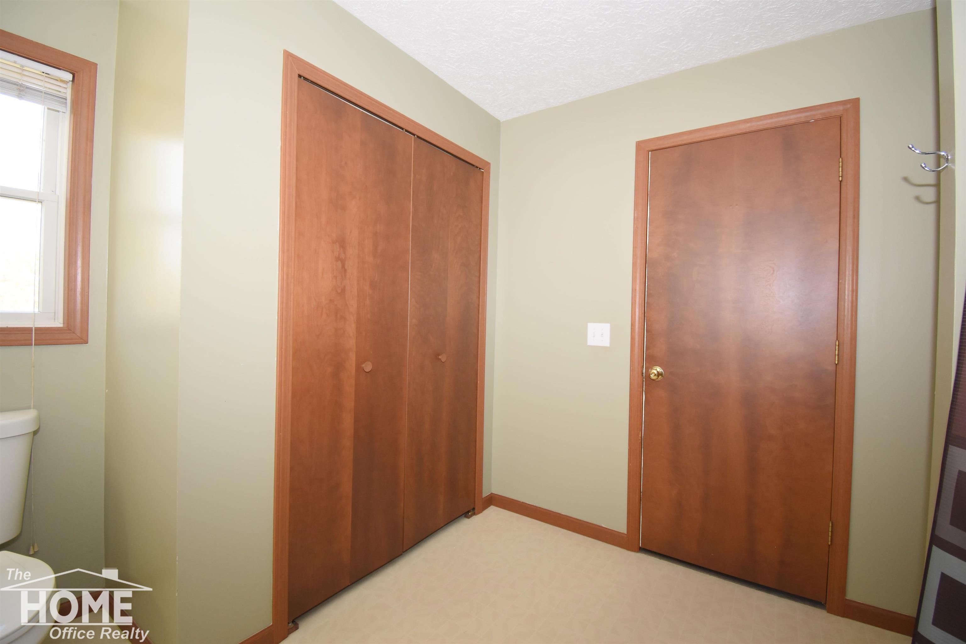 9013 North Owosso Road Fowlerville, MI 48836 - Photo 18 of 25 50155990-a48d5a5b-965b-4898-a7e5-94f271abca49.JPG