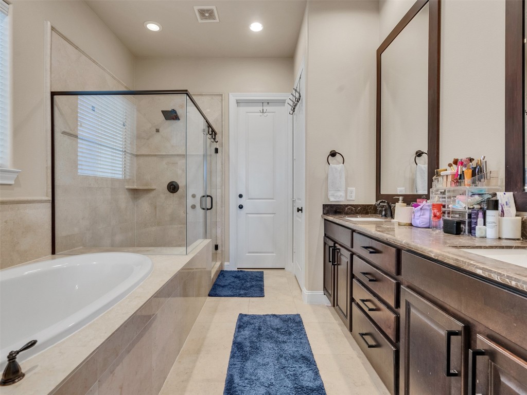 1877 Dart Street Houston, TX 77007 - Photo 12 of 41