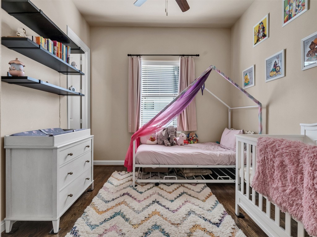 1877 Dart Street Houston, TX 77007 - Photo 17 of 41