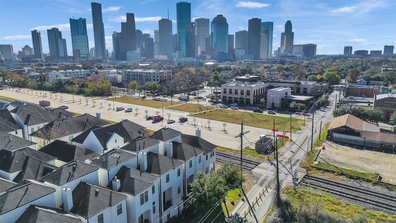 1877 Dart Street Houston, TX 77007 - Photo 39 of 41