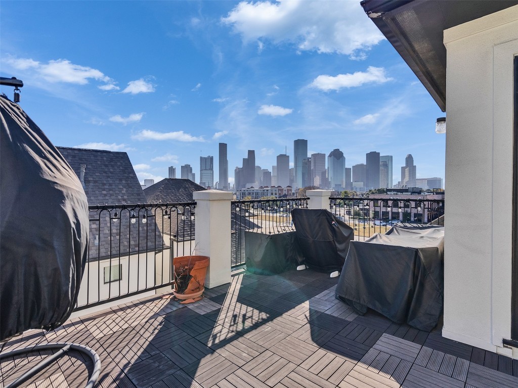 1877 Dart Street Houston, TX 77007 - Photo 6 of 41