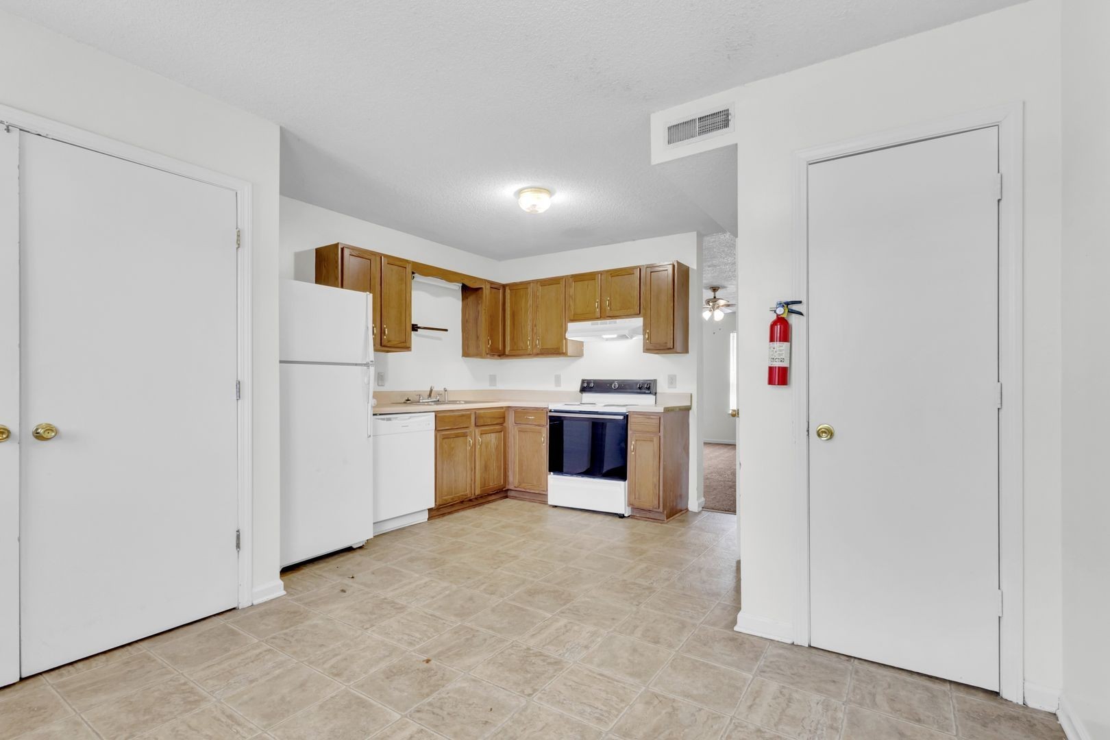 293 State Line Road Oak Grove, KY 42262 - Photo 9 of 18 Gallery Image 9