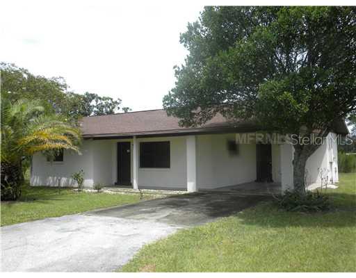 2216 County Road Webster, FL 33597 - Photo 1 of 1 Exterior Front