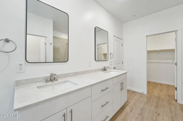 $3,095 | 225 North Pleasant Drive, Unit 30, Chandler, AZ 85225