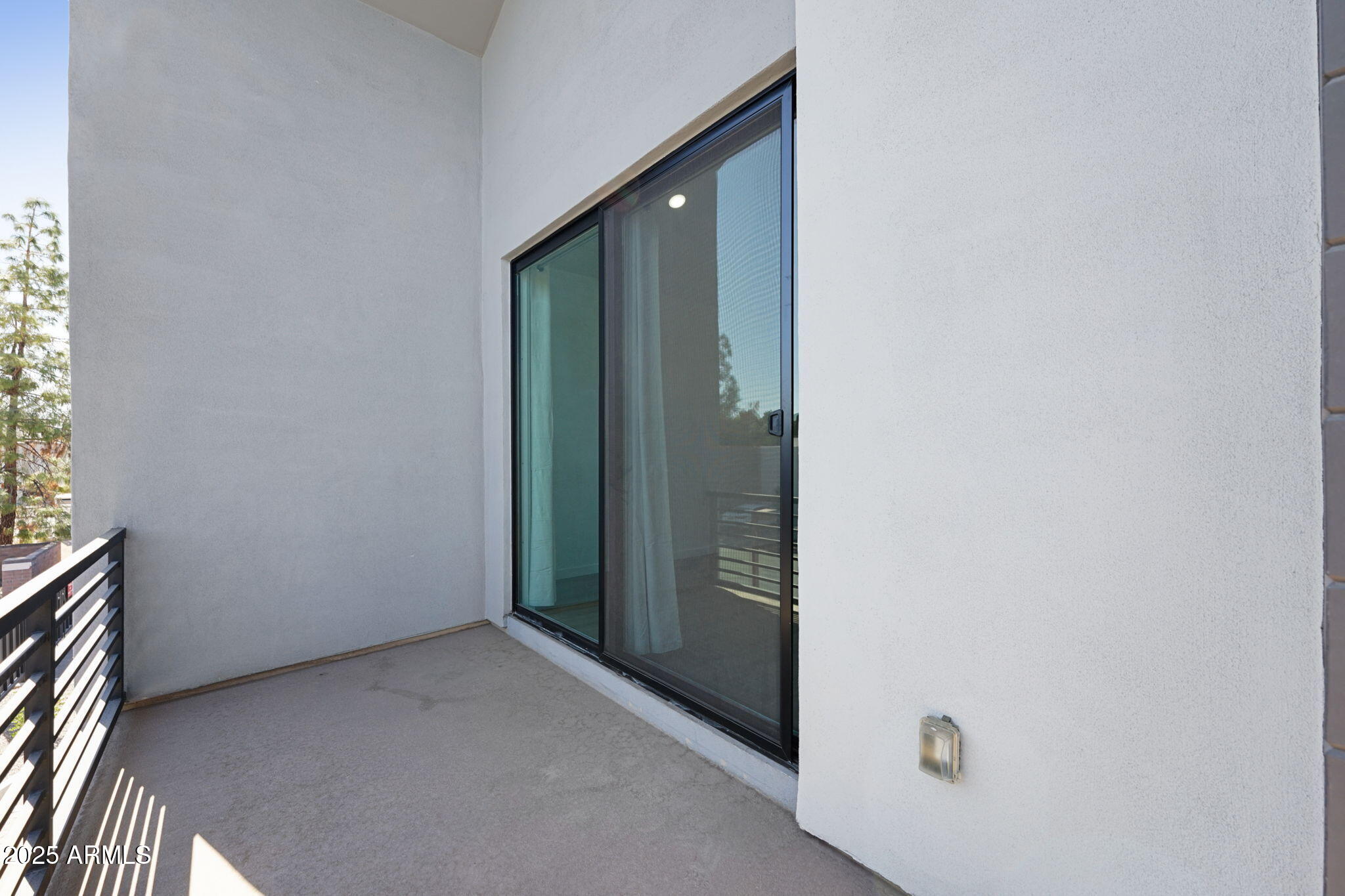 225 North Pleasant Drive, Unit 30 Chandler, AZ 85225 - Photo 30 of 34 an empty room with windows and closet