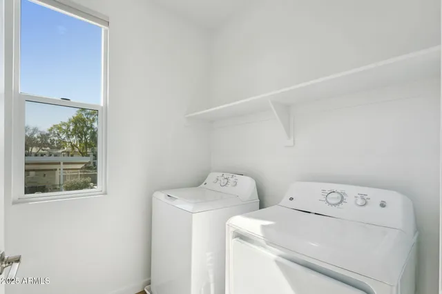 $3,095 | 225 North Pleasant Drive, Unit 30, Chandler, AZ 85225