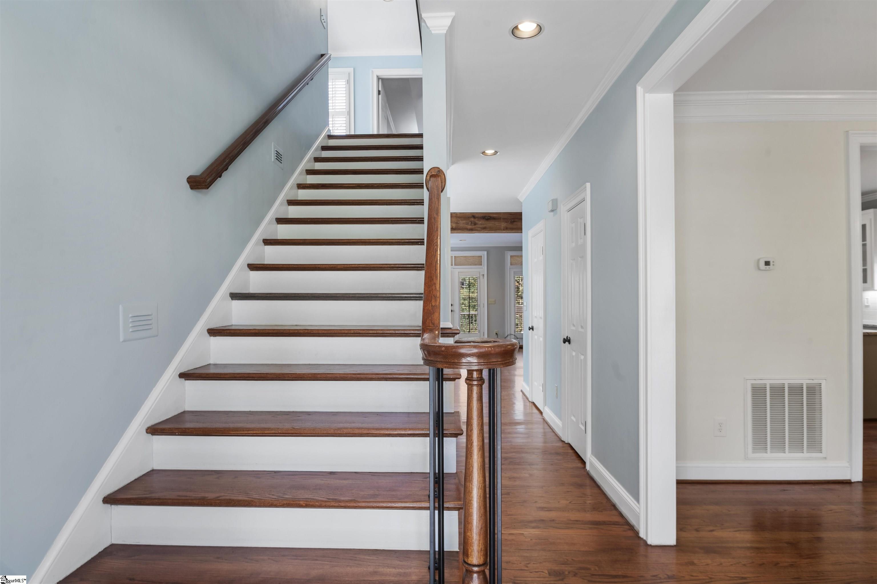 219 Deer Spring Lane Simpsonville, SC 29680 - Photo 3 of 35 Gallery Image 3