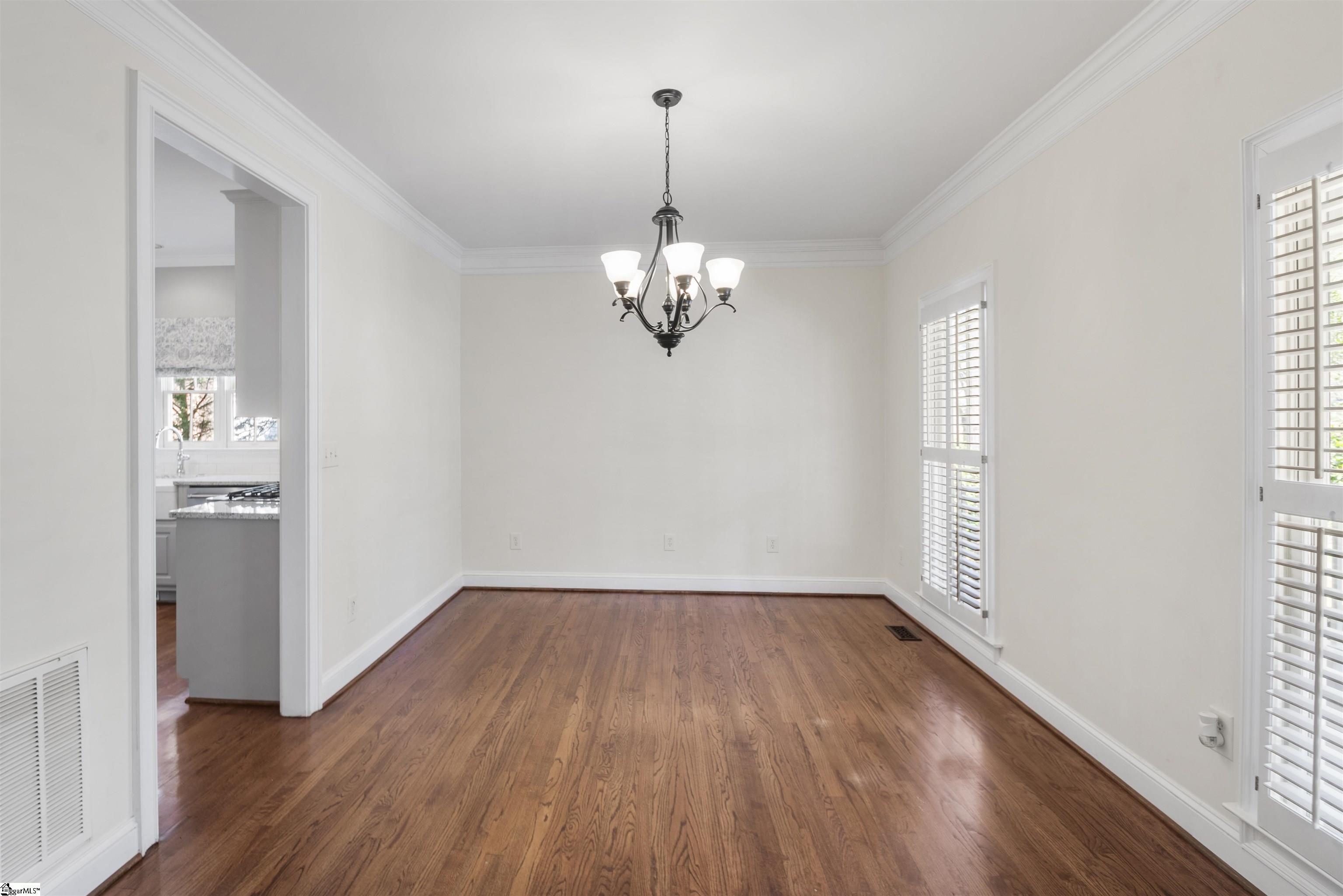 219 Deer Spring Lane Simpsonville, SC 29680 - Photo 5 of 35 Gallery Image 5
