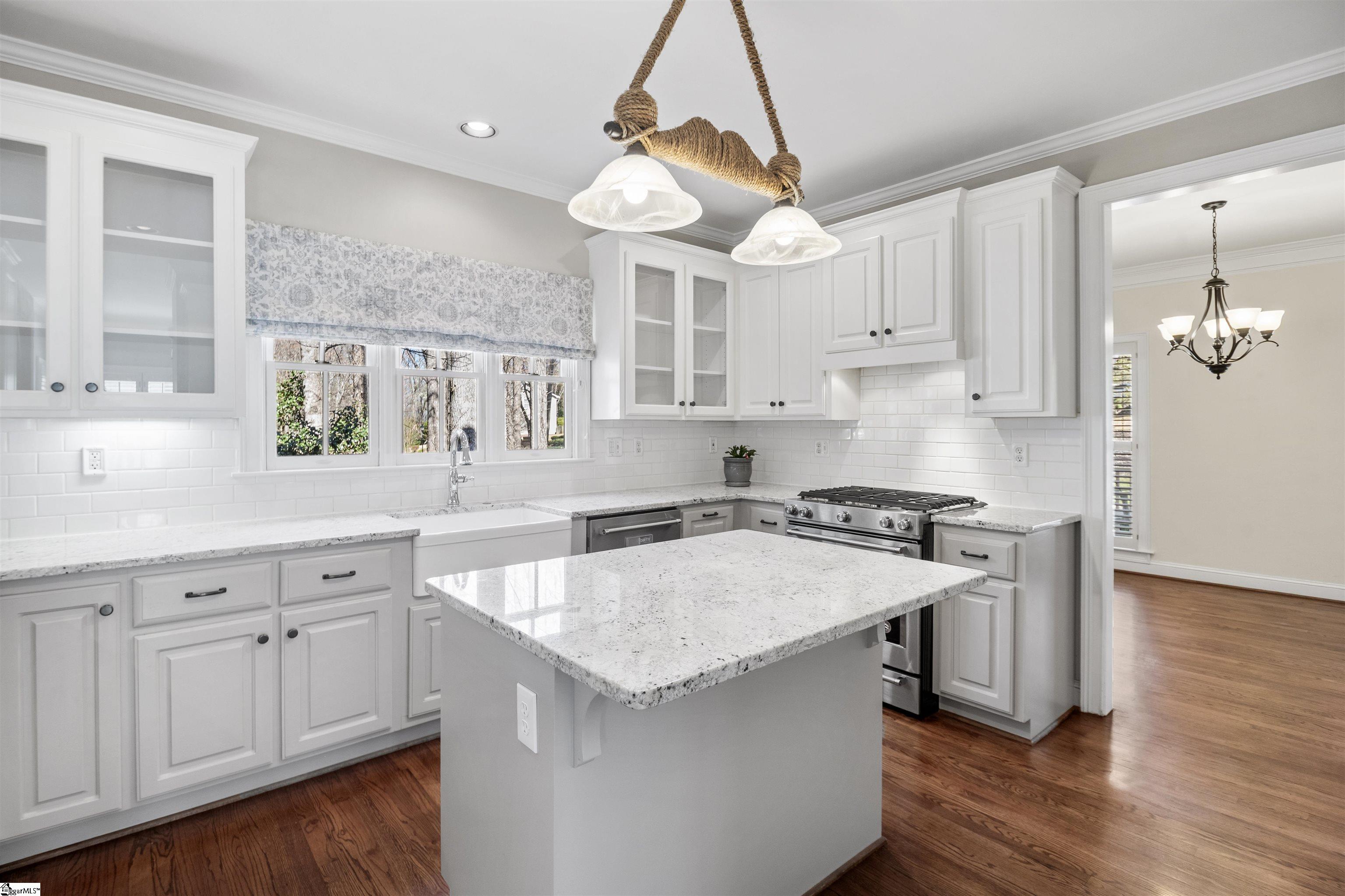 219 Deer Spring Lane Simpsonville, SC 29680 - Photo 10 of 35 Gallery Image 10