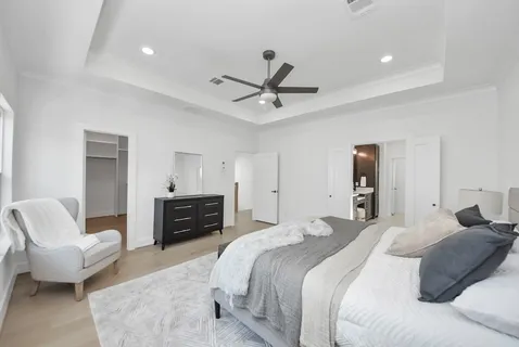$565,000 | 923 Fisher Street, Unit E, Houston, TX 77018