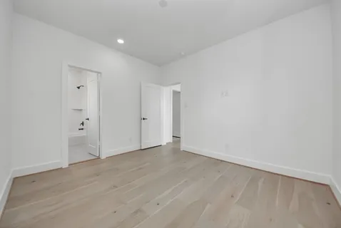 $565,000 | 923 Fisher Street, Unit E, Houston, TX 77018