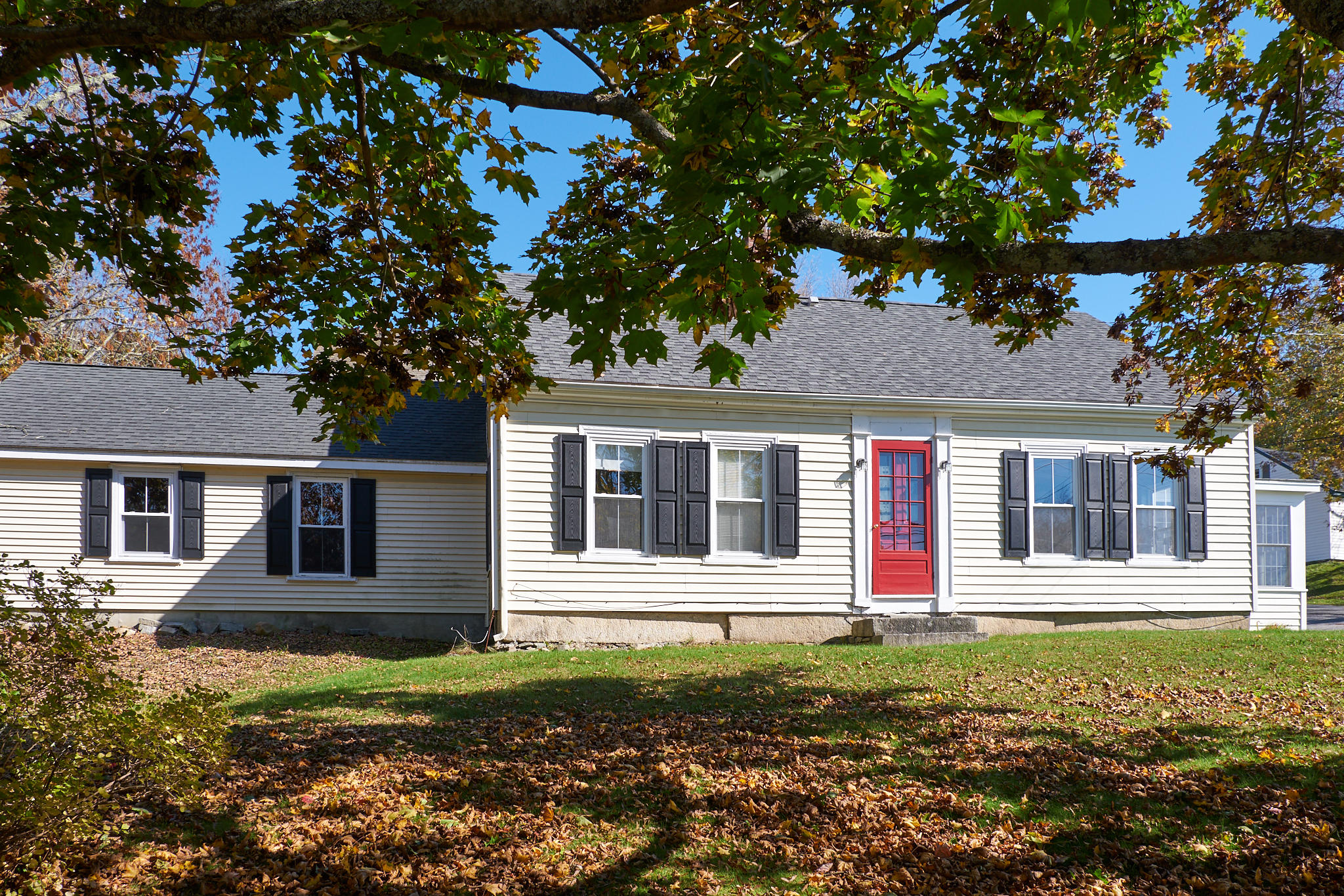 14 Old Rte One Waldoboro, ME 04572 - Photo 1 of 43 20181017_14-Old_RouteOne_5027