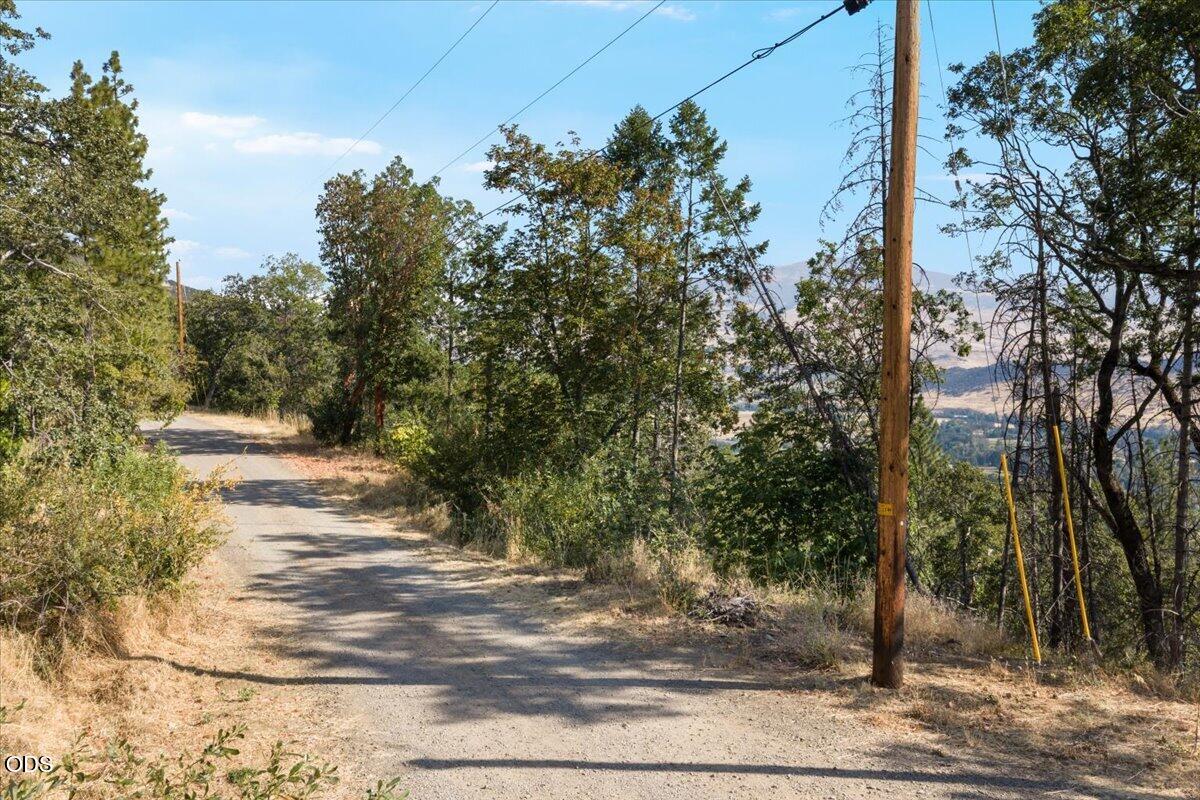 4334 Clayton Road Ashland, OR 97520 - Photo 19 of 22 Gallery Image 19