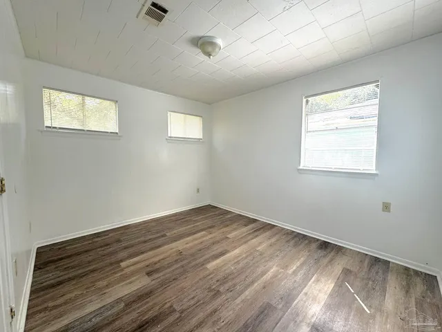 $1,625 | 4509 Versailles Drive, Pensacola, FL 32505