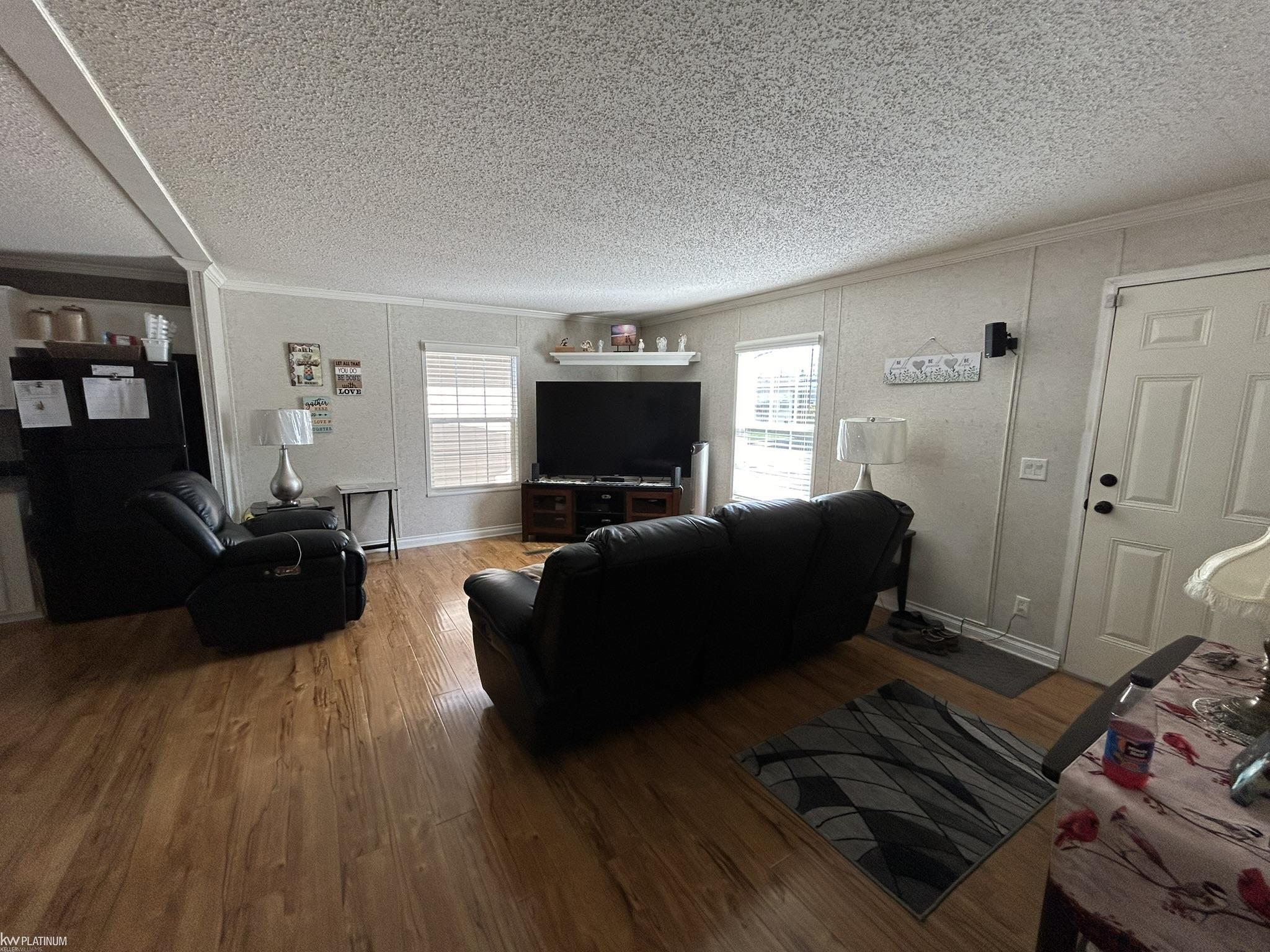 3333 Ravenswood Road Marysville, MI 48040 - Photo 20 of 25 50149949-00edb58e-0f1d-4ab1-88f4-af1219e8794b.JPG