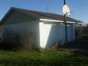 24 Shawswick Station Road Bedford, IN 47421 - Photo 4 of 5