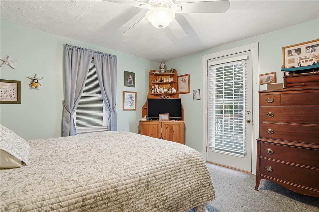 26 Pembroke Avenue Pawtucket, RI 02860 - Photo 12 of 34