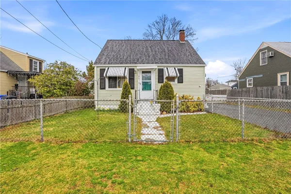 $320,000 | 26 Pembroke Avenue, Pawtucket, RI 02860