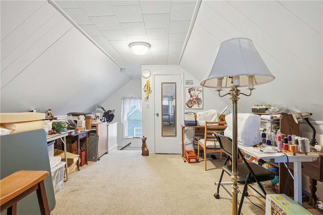 26 Pembroke Avenue Pawtucket, RI 02860 - Photo 21 of 34